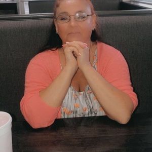 Meet your Posher, Helen